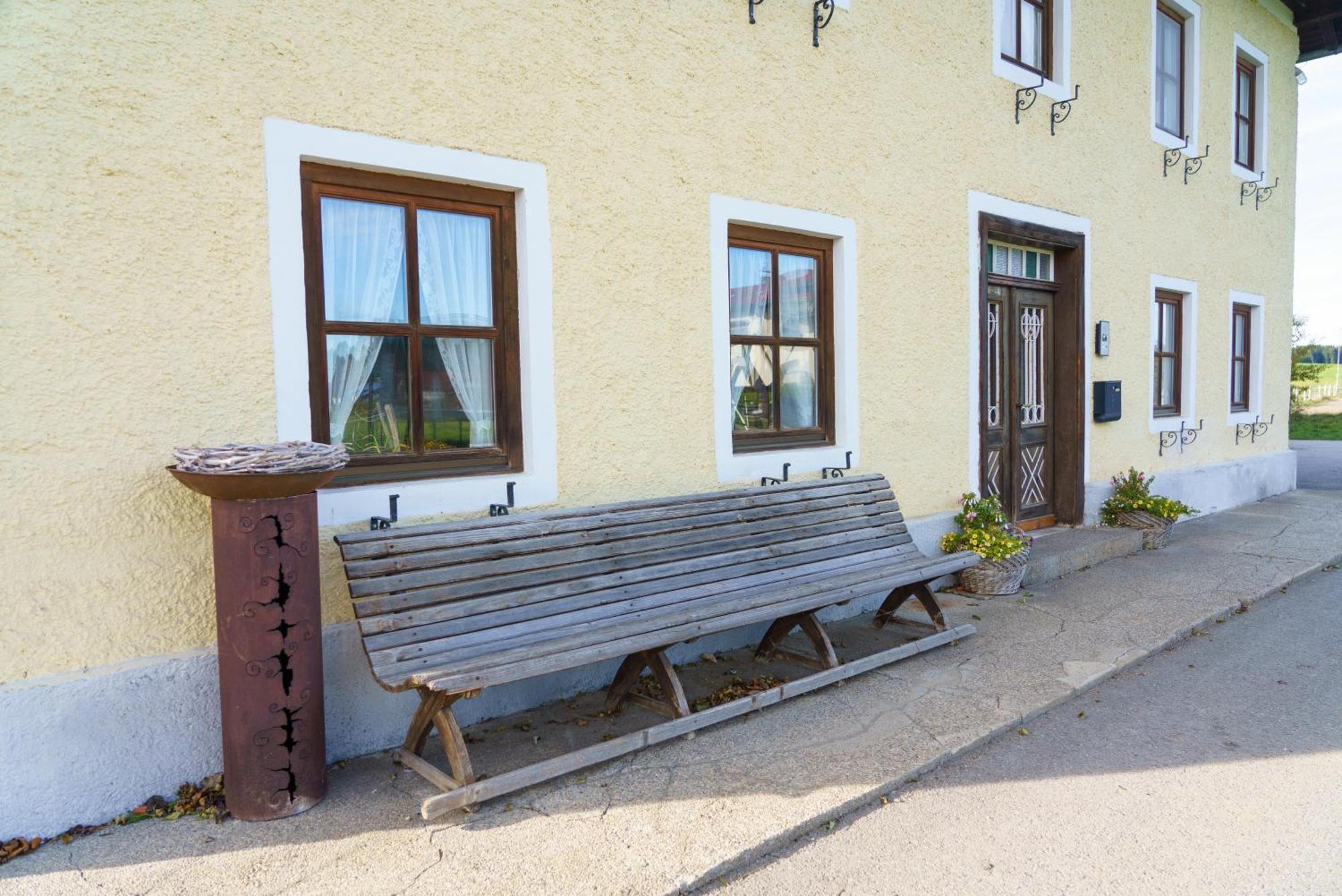 Private Farmhouse Escape - Ideal For Up To 8 Guests سيهام المظهر الخارجي الصورة